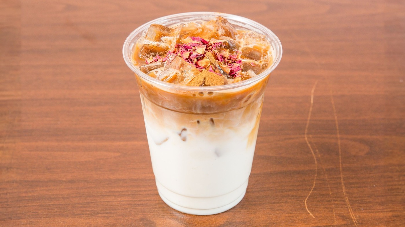 Gulab jamun latte at First Cup Cafe